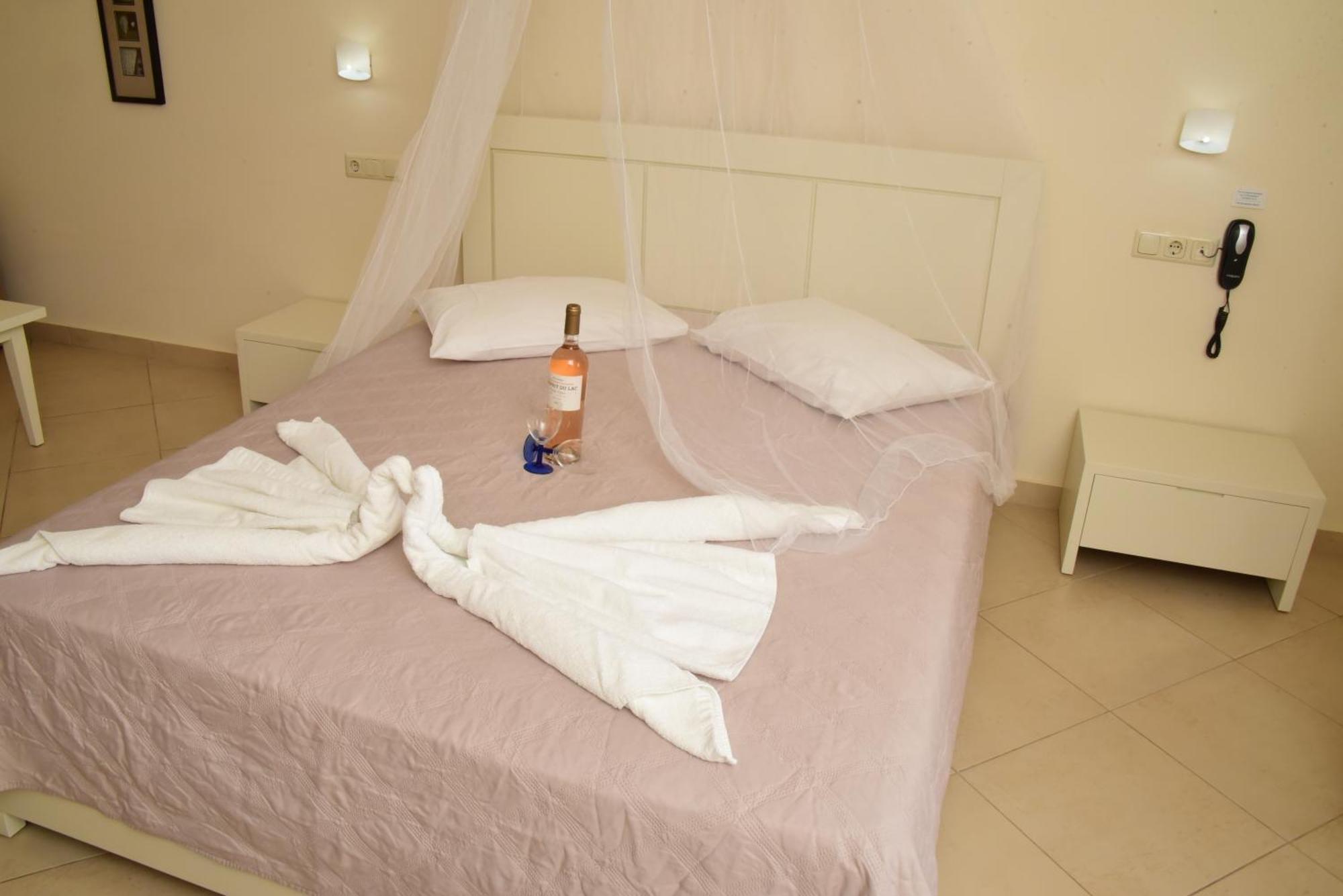 Margaritari Hotel Ajía Ána Kültér fotó
